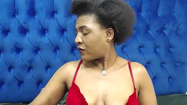 SpicyQueenxxxx online show from 23, 5, 2026