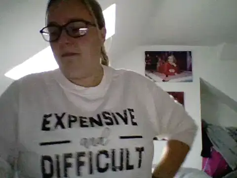 Snapshot of scrummymummy2 chatting on 17, 12, 2024 scrummymummy2 online show from 17, 12, 2024