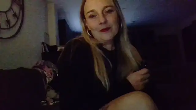 scrummymummy2 online show from 17, 1, 2026