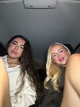 Snapshot of PrincessMegUK chatting on 27, 11, 2025 PrincessMegUK online show from 27, 11, 2025