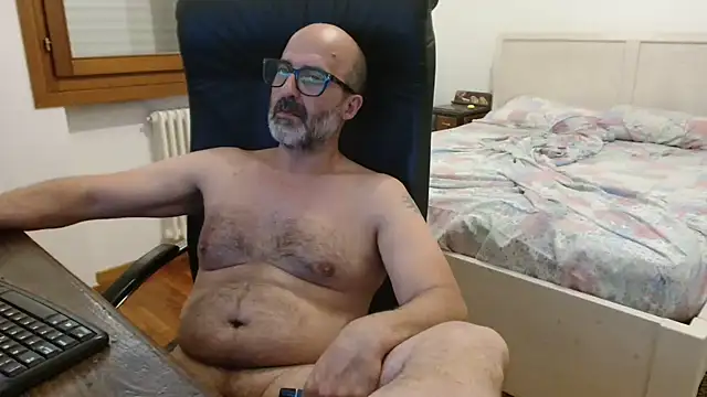 Snapshot of newsimo74 chatting on 18, 6, 2026 newsimo74 online show from 18, 6, 2026