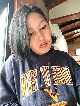 SamaraJay1 online show from 14, 11, 2025