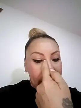 coral smitth online show from 19, 10, 2025