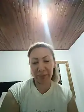 Snapshot of coral_smitth chatting on 19, 7, 2026 coral smitth online show from 19, 7, 2026