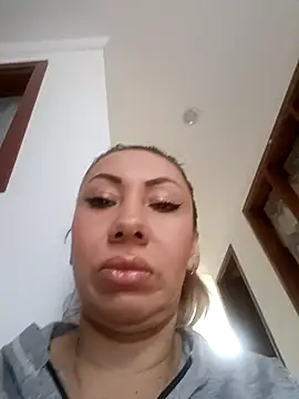 coral smitth online show from 10, 4, 2026