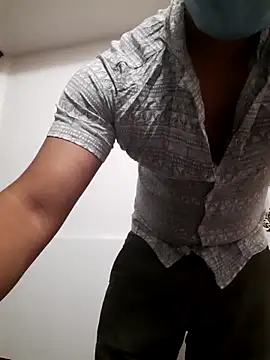 Guyinshortss online show from 12, 4, 2026