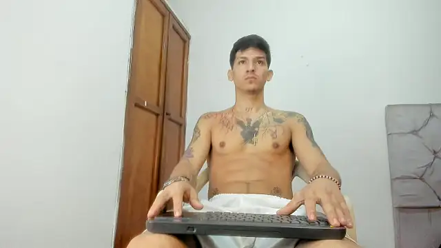 Snapshot of MasterSEX420 chatting on 20, 2, 2026 MasterSEX420 online show from 20, 2, 2026