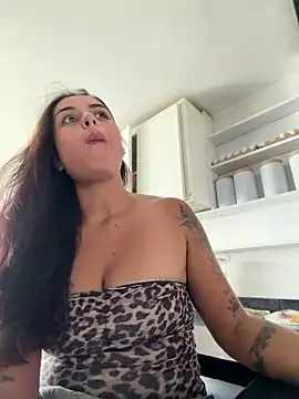 EmmaTorres  online show from 1, 4, 2026