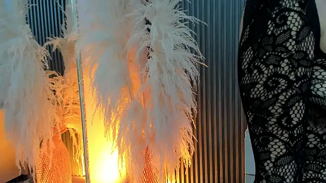 Snapshot of EmmaTorres_ chatting on 24, 2, 2026 EmmaTorres online show from 24, 2, 2026