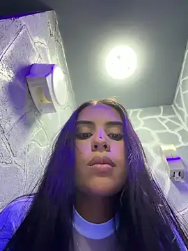 Snapshot of EmmaTorres_ chatting on 3, 2, 2026 EmmaTorres online show from 3, 2, 2026