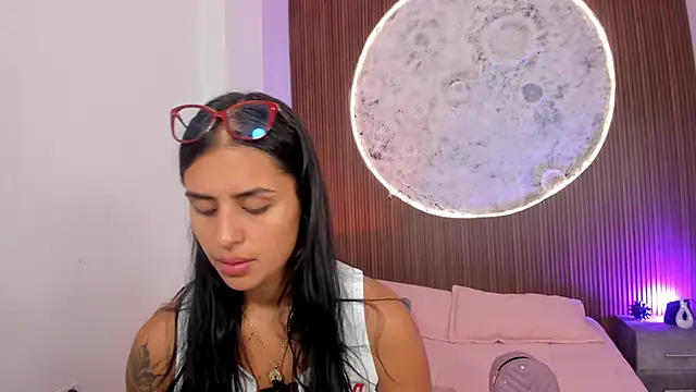 EmmaTorres  online show from 27, 3, 2026