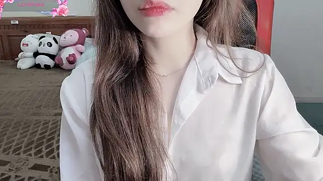 Snapshot of TrinhH_Nabbi chatting on 22, 2, 2026 TrinhH Nabbi online show from 22, 2, 2026