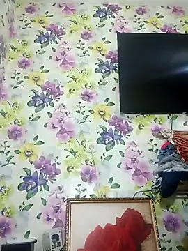 sweetbb15 online show from 13, 10, 2025