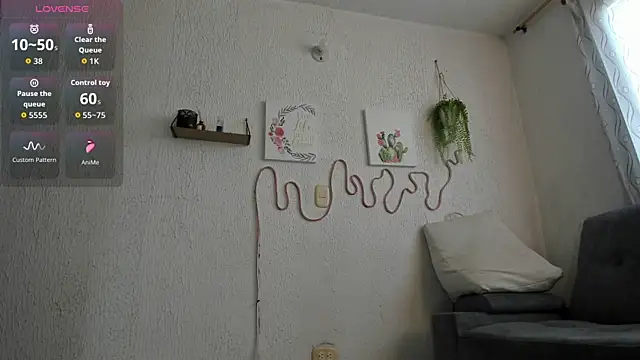 samanthaeliott22 online show from 6, 10, 2025