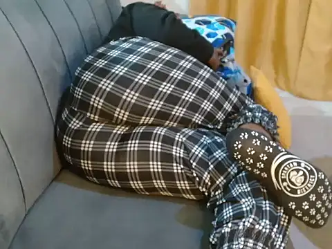 leslysexygirl online show from 31, 10, 2025