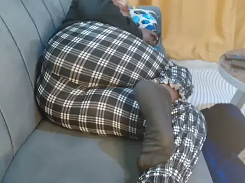 leslysexygirl online show from 17, 10, 2025