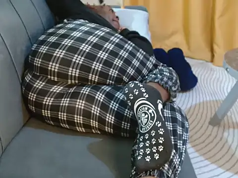 leslysexygirl online show from 23, 10, 2025