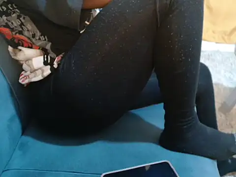 leslysexygirl online show from 5, 4, 2026