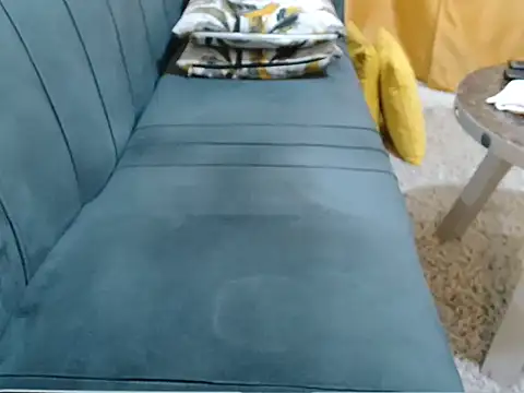 leslysexygirl online show from 9, 4, 2026