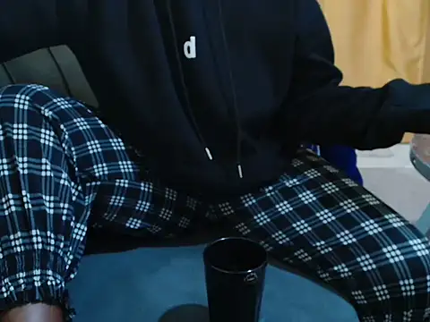 leslysexygirl online show from 4, 10, 2025