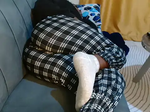 leslysexygirl online show from 19, 9, 2025