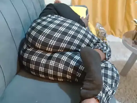 leslysexygirl online show from 26, 11, 2025