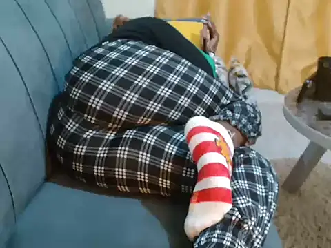 leslysexygirl online show from 30, 11, 2025