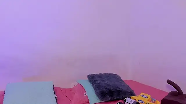 crystalvazquez online show from 14, 11, 2025