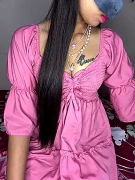 Suhu love online show from 15, 11, 2025