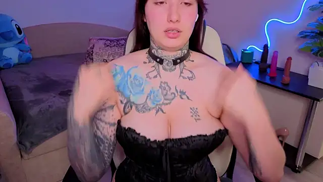 DeeDiamond online show from 24, 6, 2026