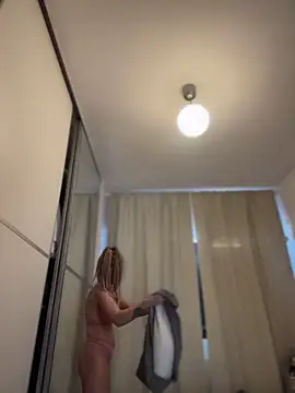 RaquelleDevon online show from 6, 3, 2026