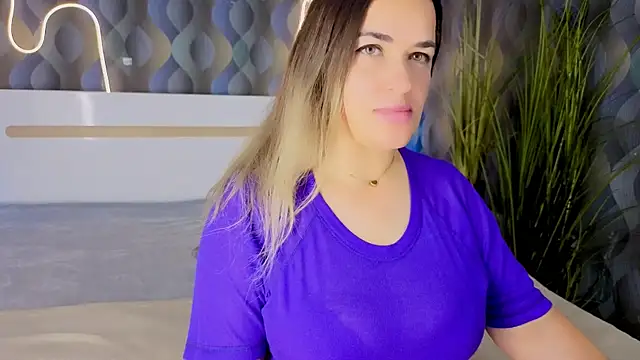 Snapshot of MilenaMiler_X chatting on 23, 6, 2026 MilenaMiler X online show from 23, 6, 2026