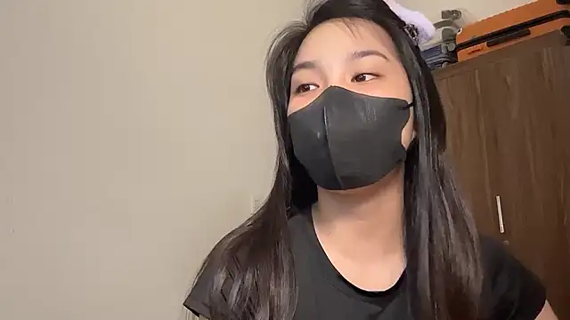 Lilisa miu online show from 7, 10, 2025