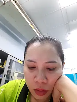 Snapshot of Benlla2802 chatting on 6, 12, 2024 Benlla2802 online show from 6, 12, 2024