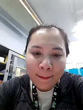 Snapshot of Benlla2802 chatting on 7, 12, 2024 Benlla2802 online show from 7, 12, 2024