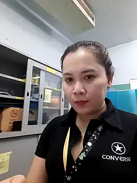 Snapshot of Benlla2802 chatting on 14, 12, 2024 Benlla2802 online show from 14, 12, 2024