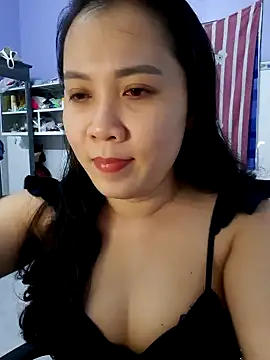 Snapshot of Benlla2802 chatting on 19, 12, 2024 Benlla2802 online show from 19, 12, 2024