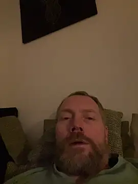 Snapshot of Rockburg chatting on 4, 1, 2025 Rockburg online show from 4, 1, 2025