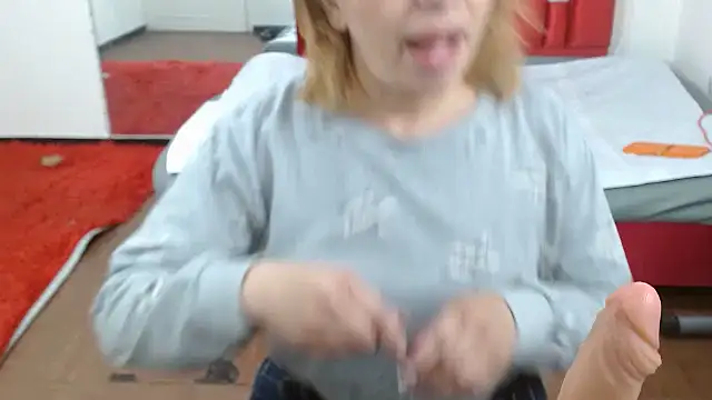 Snapshot of krystal_thomson chatting on 6, 10, 2025 krystal thomson online show from 6, 10, 2025