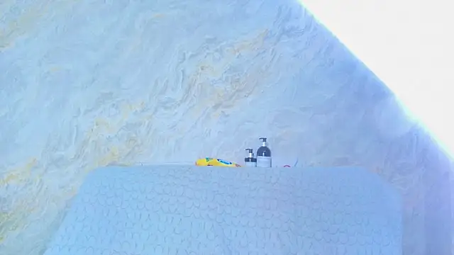 Mia candy 0 online show from 18, 3, 2026