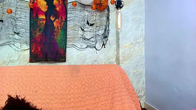 Mia candy 0 online show from 5, 11, 2025