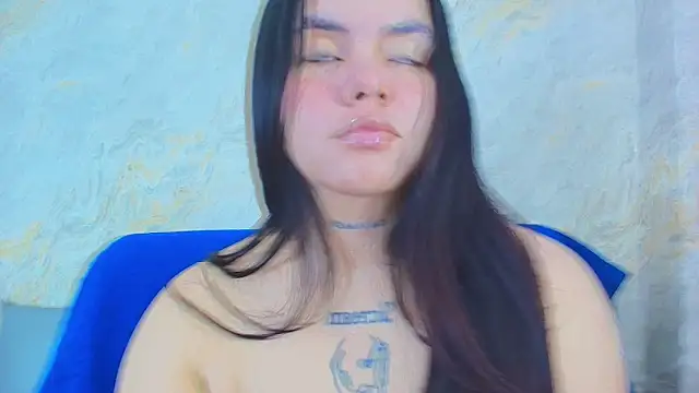 Mia candy 0 online show from 30, 3, 2026