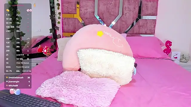 AmyWesley online show from 28, 1, 2025