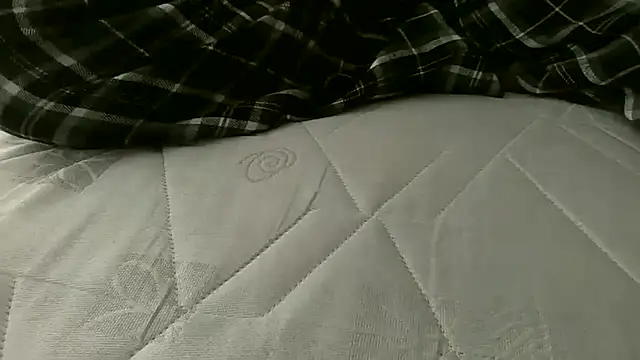 Snapshot of Cutie_Shy_ chatting on 17, 7, 2026 Cutie Shy online show from 17, 7, 2026