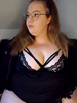  Julie x online show from 9, 10, 2025