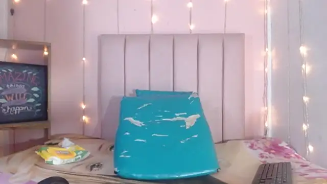 camilawilliams707rs online show from 18, 4, 2026