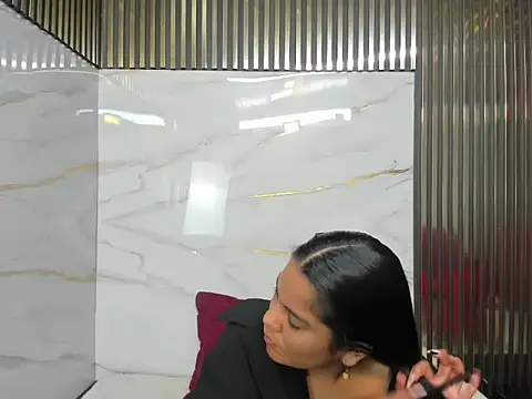 Sam-Evans-hot online show from 20, 12, 2025