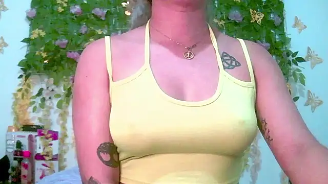 Crysrus online show from 18, 5, 2026