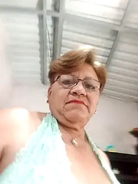 Madrastrahot69 online show from 3, 11, 2025