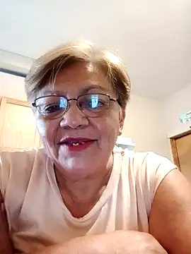 Madrastrahot69 online show from 13, 2, 2026